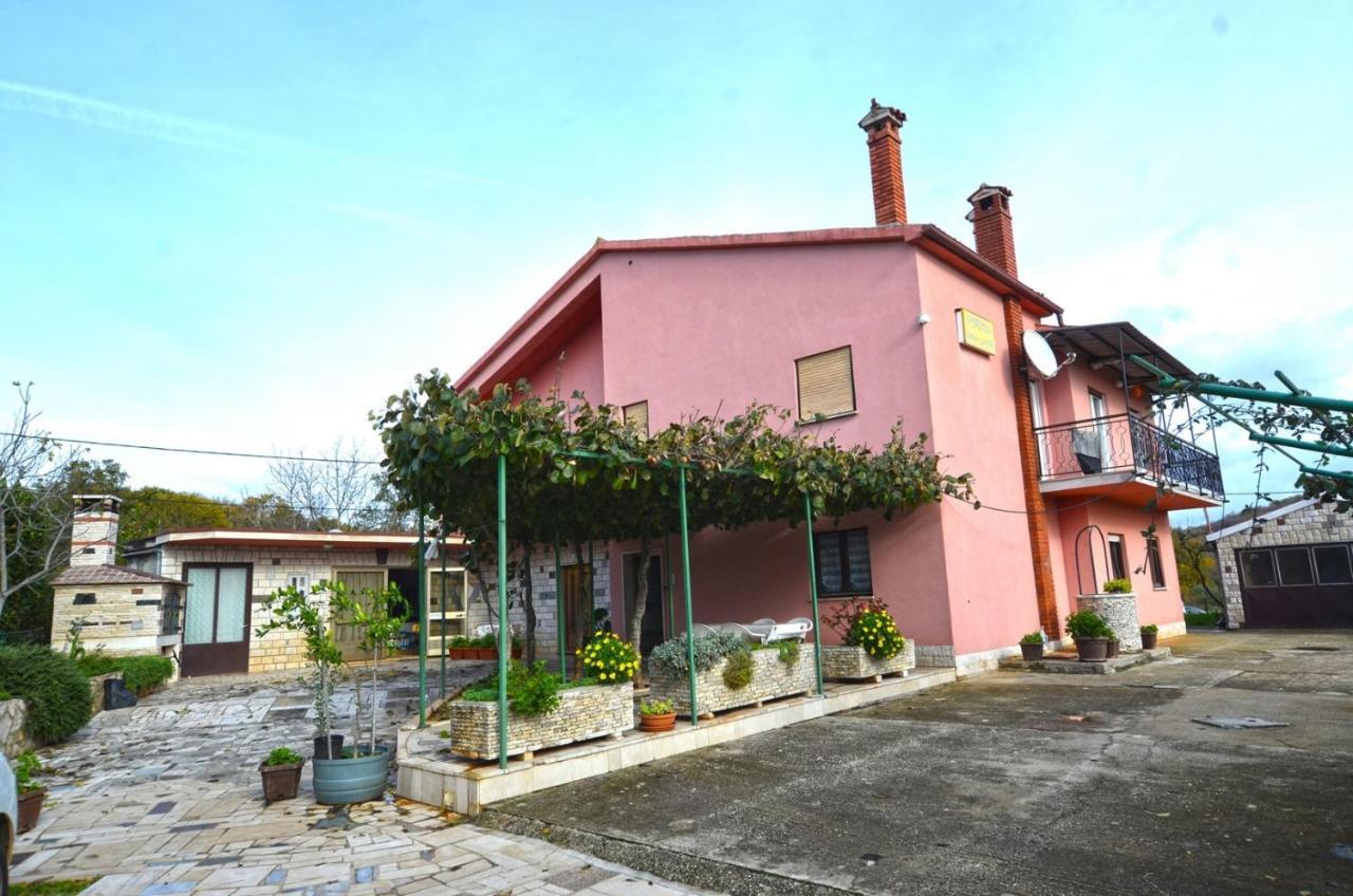 Miro Apartments 坎法奈尔 外观 照片